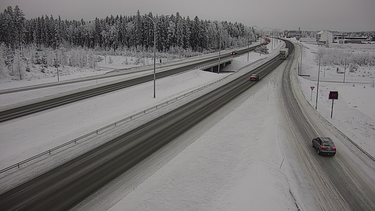 Weather Camera Image Väg 4 Kempele, Zatelliitti, Oulu, Pohjois-Pohjanmaa