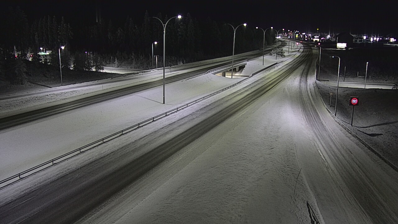 Weather Camera Image Väg 4 Kempele, Zatelliitti, Oulu, Pohjois-Pohjanmaa