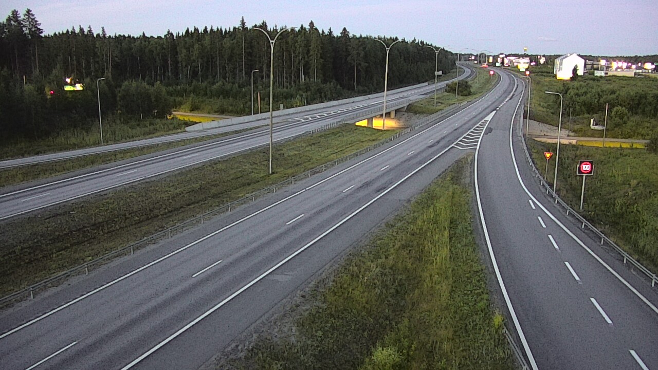 Kelikamerat Kuva Tie 4 Kempele, Zatelliitti, Oulu, Pohjois-Pohjanmaa