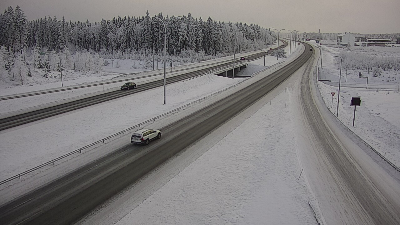 Weather Camera Image Väg 4 Kempele, Zatelliitti, Oulu, Pohjois-Pohjanmaa