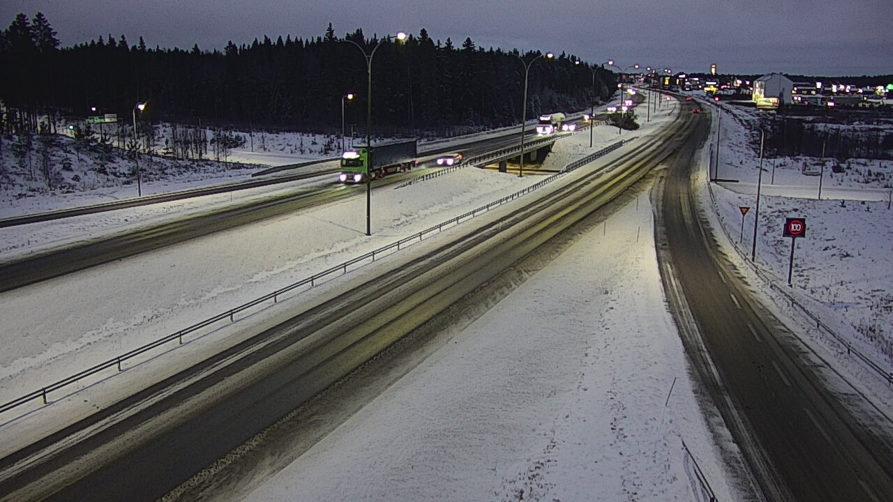 Kelikamerat Kuva Tie 4 Kempele, Zatelliitti, Oulu, Pohjois-Pohjanmaa