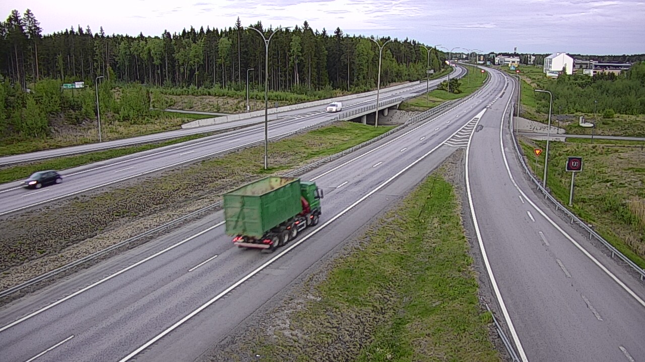 Weather Camera Image Väg 4 Kempele, Zatelliitti, Oulu, Pohjois-Pohjanmaa