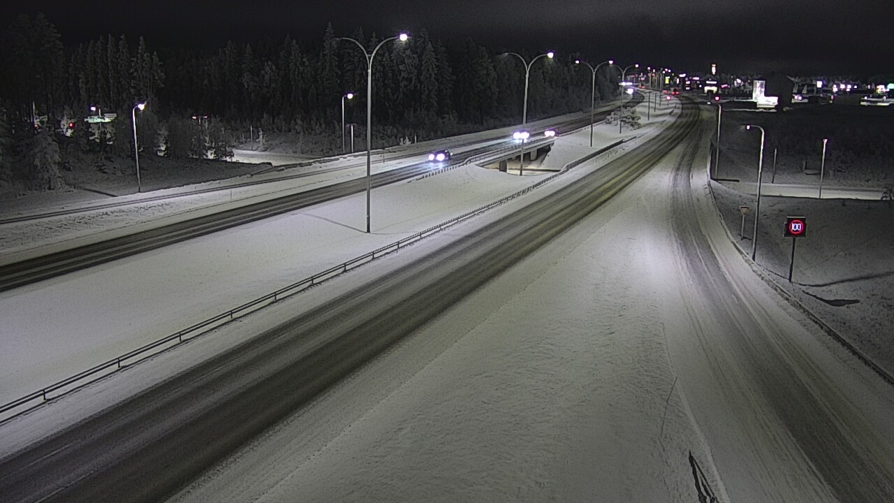 Weather Camera Image Väg 4 Kempele, Zatelliitti, Oulu, Pohjois-Pohjanmaa