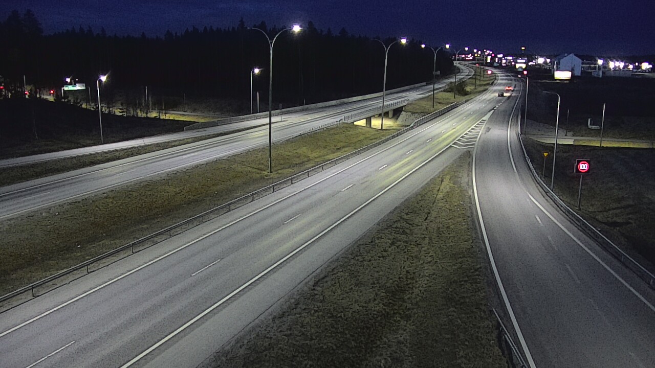 Kelikamerat Kuva Tie 4 Kempele, Zatelliitti, Oulu, Pohjois-Pohjanmaa