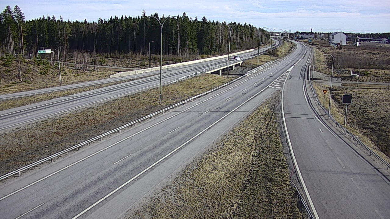 Weather Camera Image Väg 4 Kempele, Zatelliitti, Oulu, Pohjois-Pohjanmaa