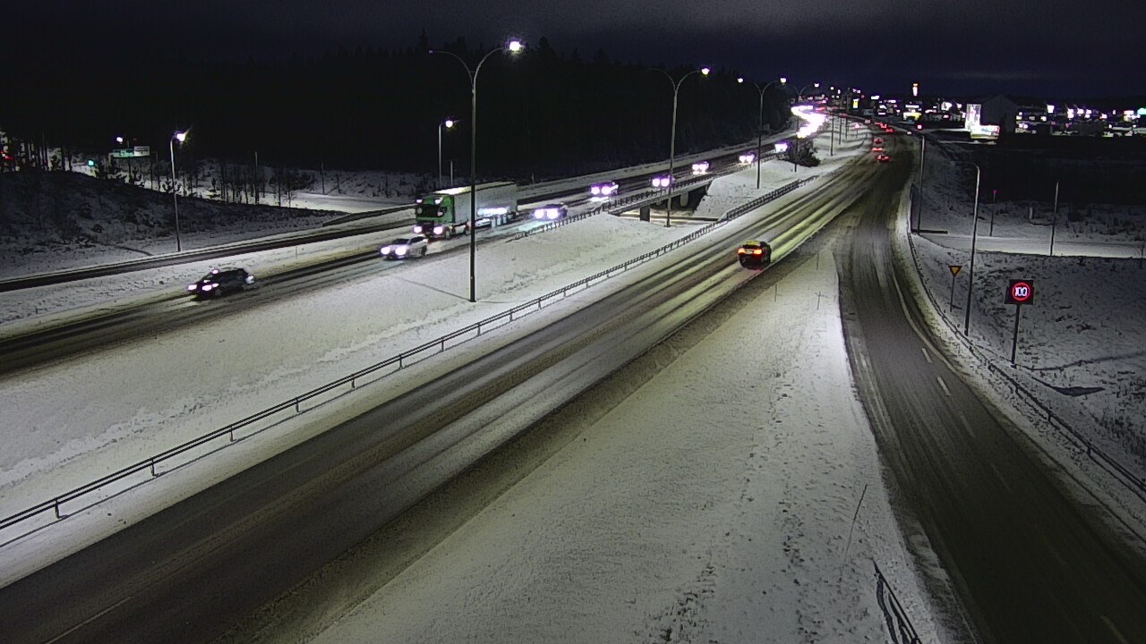 Kelikamerat Kuva Tie 4 Kempele, Zatelliitti, Oulu, Pohjois-Pohjanmaa