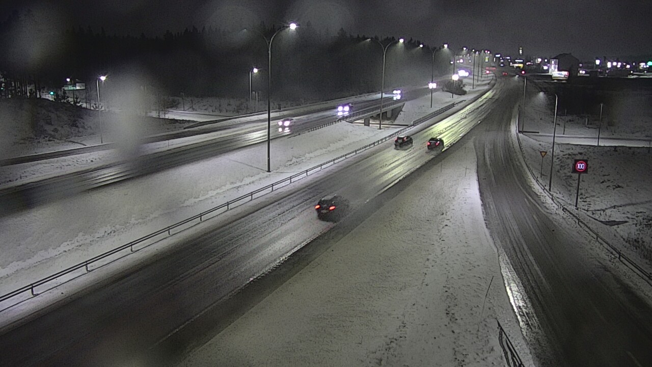 Kelikamerat Kuva Tie 4 Kempele, Zatelliitti, Oulu, Pohjois-Pohjanmaa