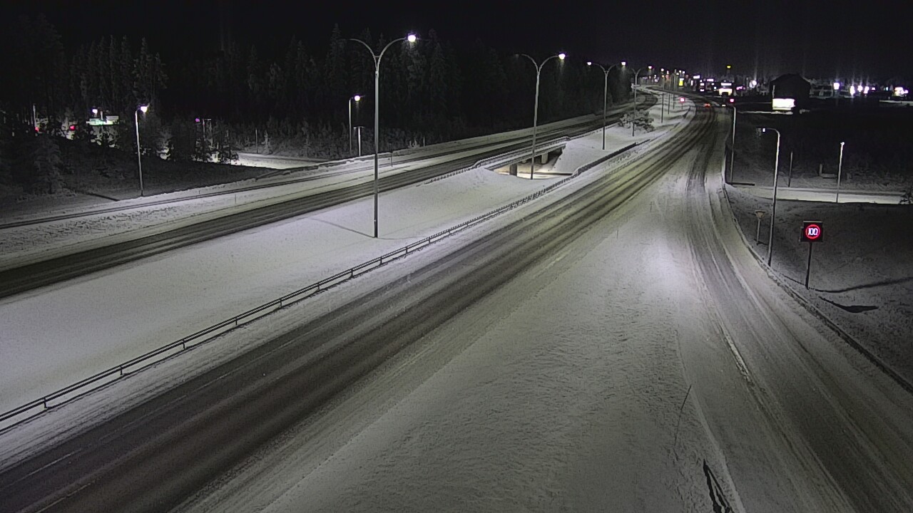 Weather Camera Image Väg 4 Kempele, Zatelliitti, Oulu, Pohjois-Pohjanmaa