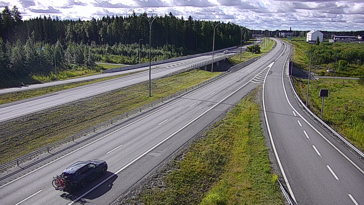 Kelikamerat Kuva Tie 4 Kempele, Zatelliitti, Oulu, Pohjois-Pohjanmaa