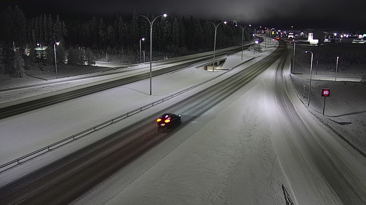Weather Camera Image Väg 4 Kempele, Zatelliitti, Oulu, Pohjois-Pohjanmaa