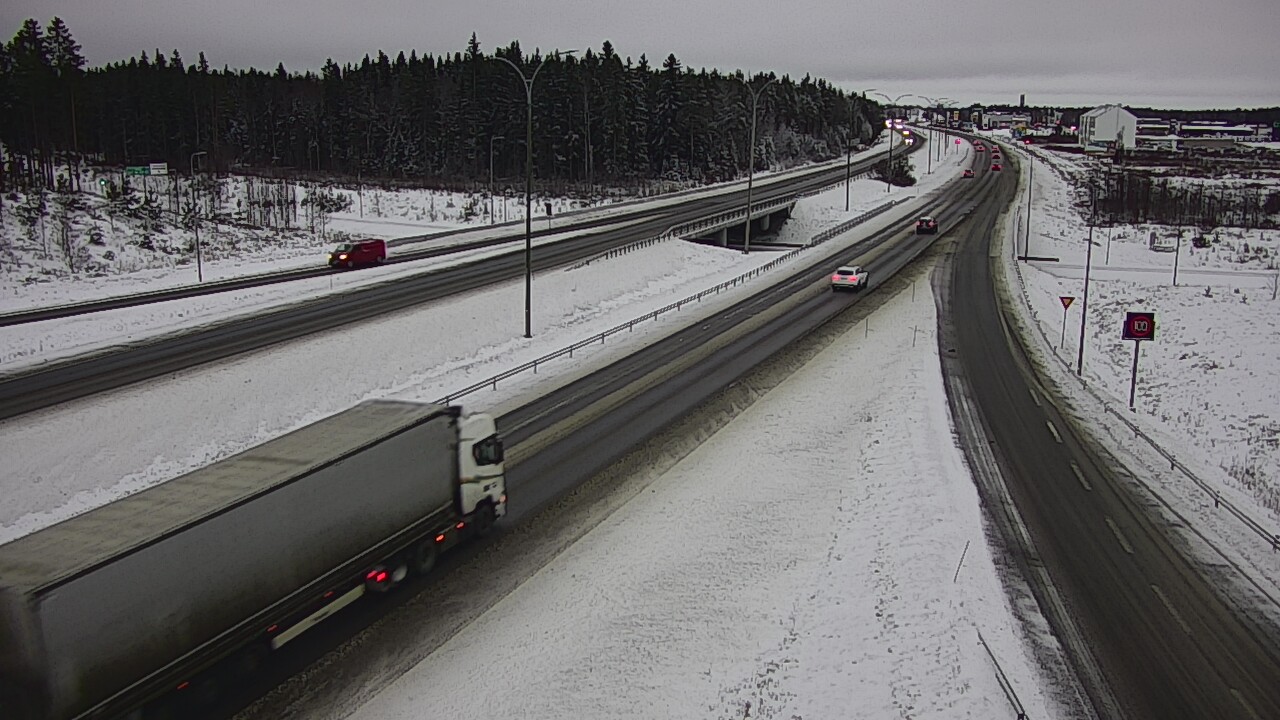 Kelikamerat Kuva Tie 4 Kempele, Zatelliitti, Oulu, Pohjois-Pohjanmaa