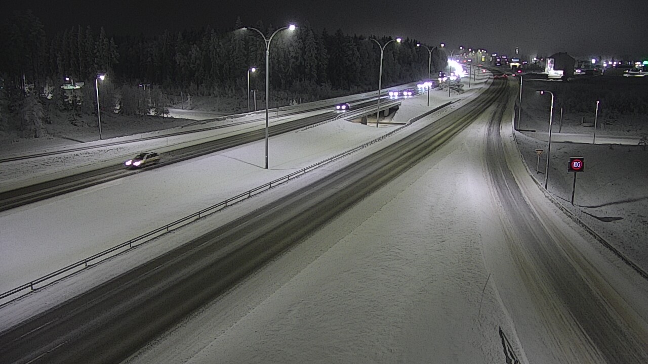 Weather Camera Image Väg 4 Kempele, Zatelliitti, Oulu, Pohjois-Pohjanmaa