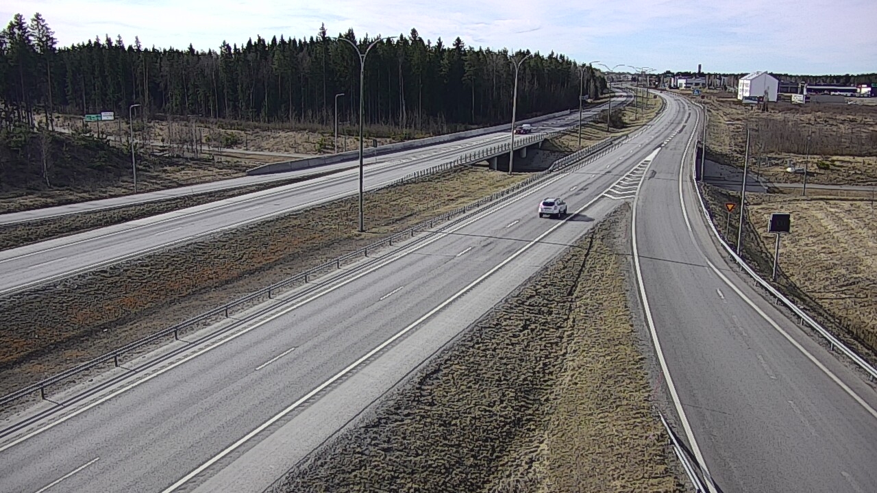 Weather Camera Image Väg 4 Kempele, Zatelliitti, Oulu, Pohjois-Pohjanmaa