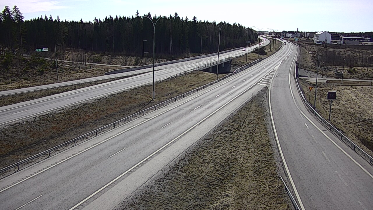 Weather Camera Image Väg 4 Kempele, Zatelliitti, Oulu, Pohjois-Pohjanmaa