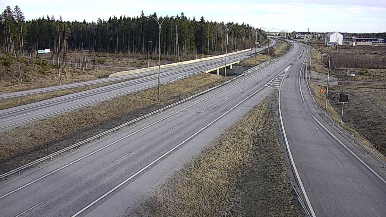 Weather Camera Image Väg 4 Kempele, Zatelliitti, Oulu, Pohjois-Pohjanmaa