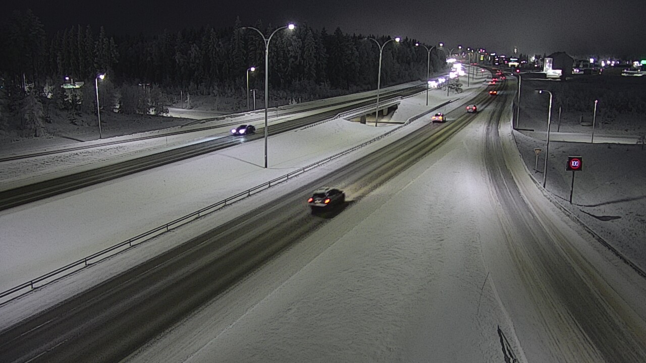 Weather Camera Image Väg 4 Kempele, Zatelliitti, Oulu, Pohjois-Pohjanmaa