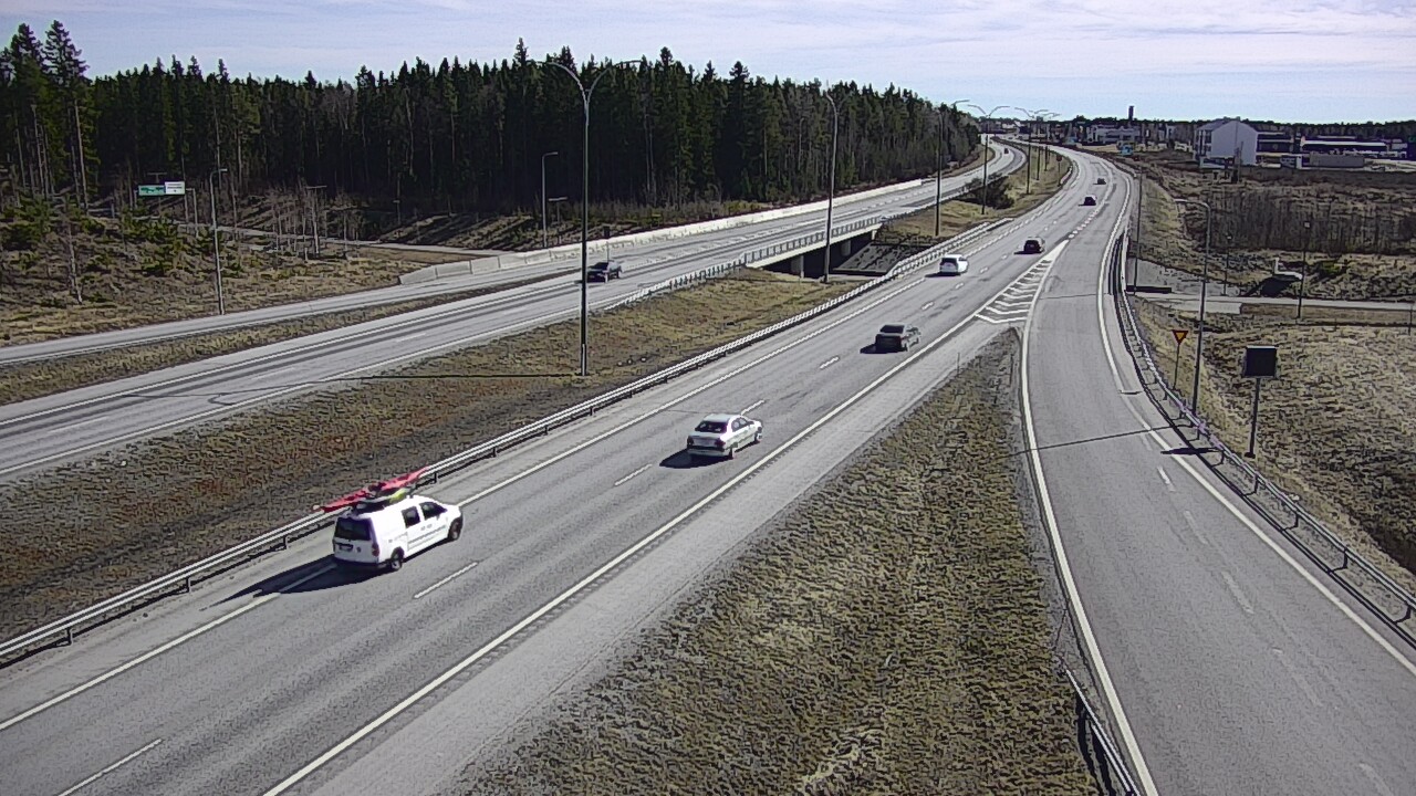 Weather Camera Image Väg 4 Kempele, Zatelliitti, Oulu, Pohjois-Pohjanmaa