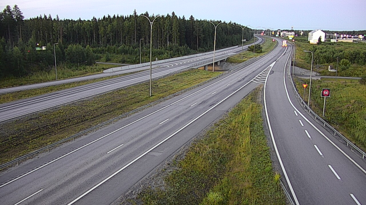 Kelikamerat Kuva Tie 4 Kempele, Zatelliitti, Oulu, Pohjois-Pohjanmaa