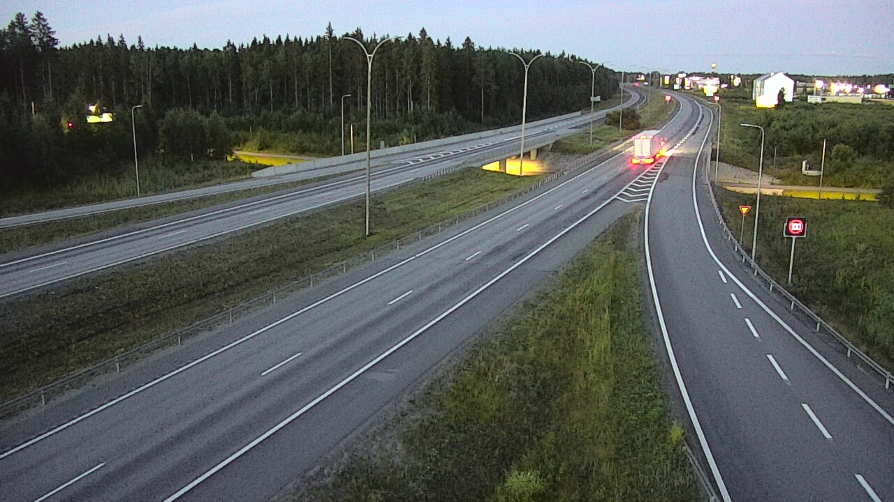Kelikamerat Kuva Tie 4 Kempele, Zatelliitti, Oulu, Pohjois-Pohjanmaa