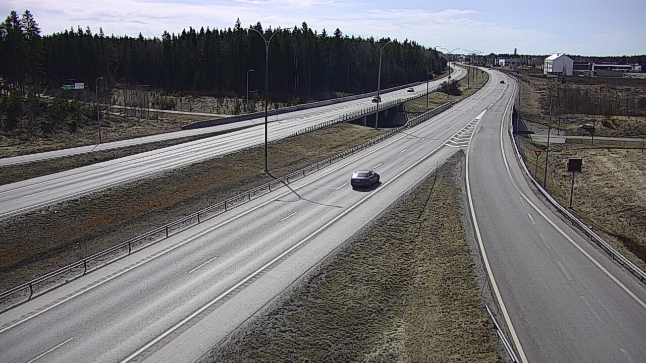 Weather Camera Image Väg 4 Kempele, Zatelliitti, Oulu, Pohjois-Pohjanmaa