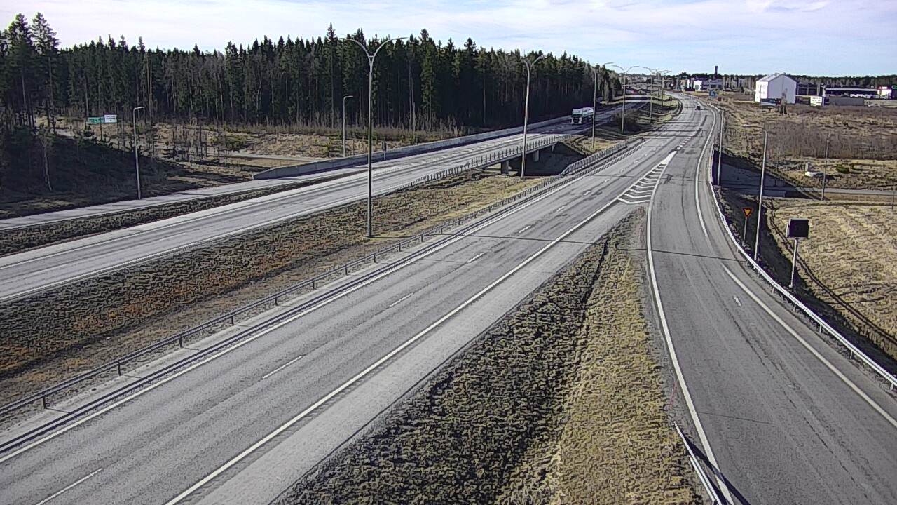 Weather Camera Image Väg 4 Kempele, Zatelliitti, Oulu, Pohjois-Pohjanmaa