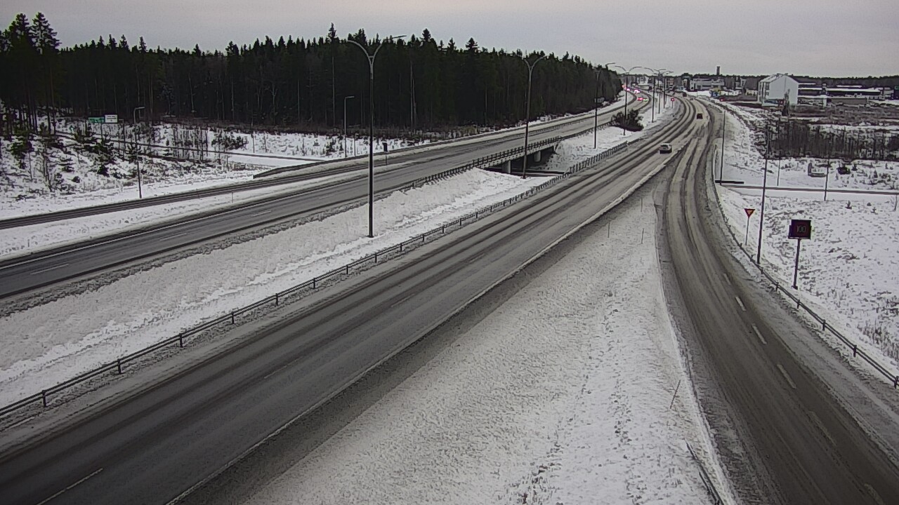 Weather Camera Image Väg 4 Kempele, Zatelliitti, Oulu, Pohjois-Pohjanmaa