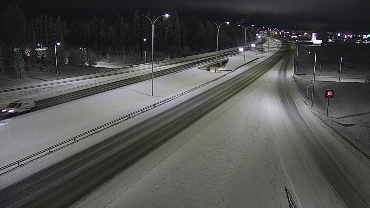 Weather Camera Image Väg 4 Kempele, Zatelliitti, Oulu, Pohjois-Pohjanmaa