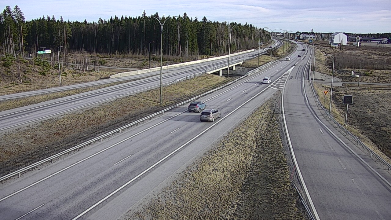 Weather Camera Image Väg 4 Kempele, Zatelliitti, Oulu, Pohjois-Pohjanmaa