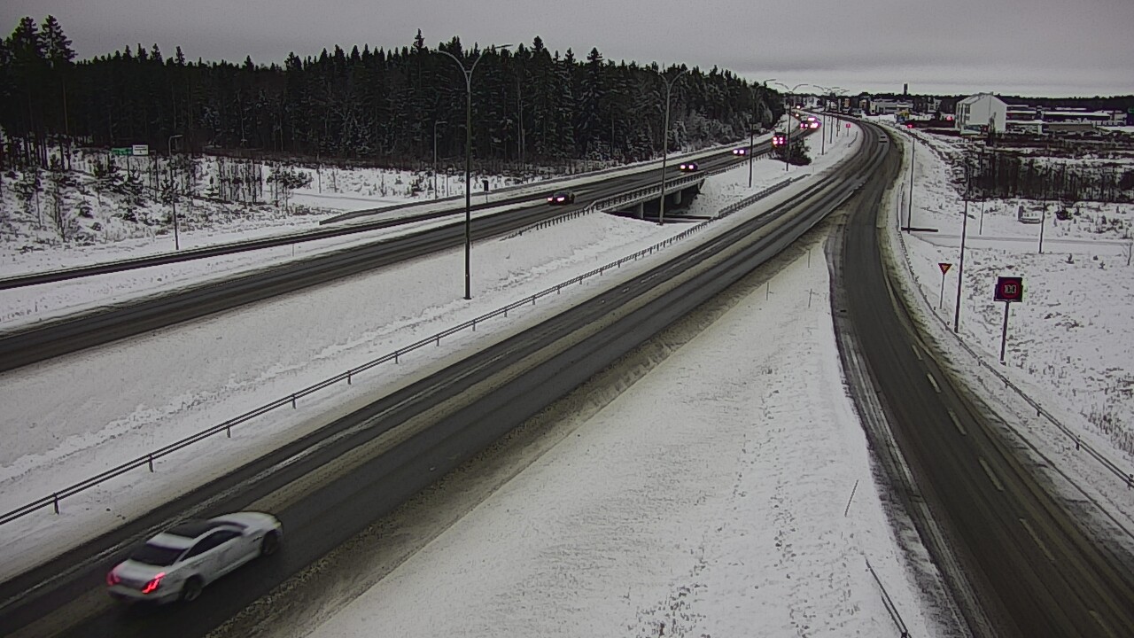 Kelikamerat Kuva Tie 4 Kempele, Zatelliitti, Oulu, Pohjois-Pohjanmaa