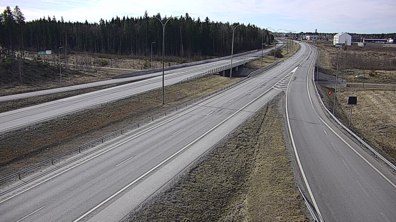 Weather Camera Image Väg 4 Kempele, Zatelliitti, Oulu, Pohjois-Pohjanmaa