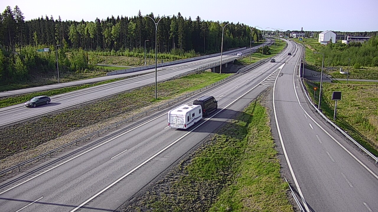 Kelikamerat Kuva Tie 4 Kempele, Zatelliitti, Oulu, Pohjois-Pohjanmaa