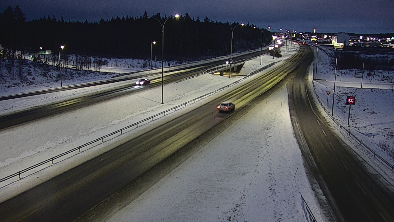 Kelikamerat Kuva Tie 4 Kempele, Zatelliitti, Oulu, Pohjois-Pohjanmaa