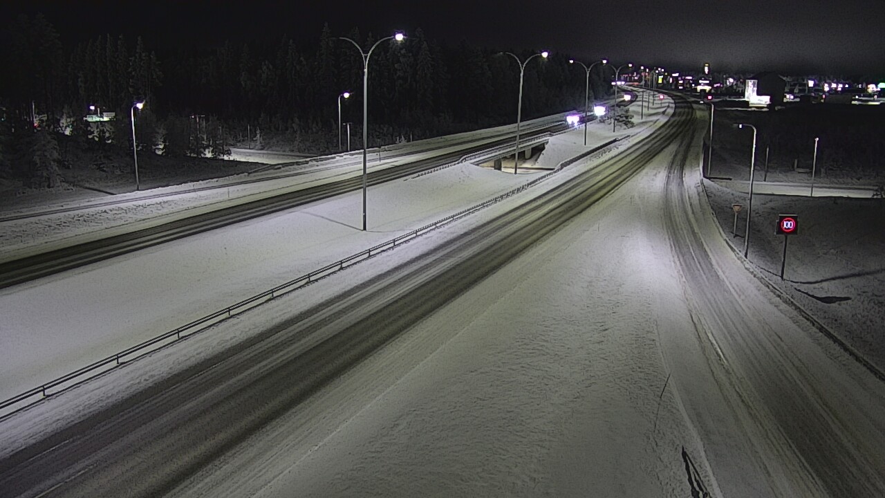 Weather Camera Image Väg 4 Kempele, Zatelliitti, Oulu, Pohjois-Pohjanmaa