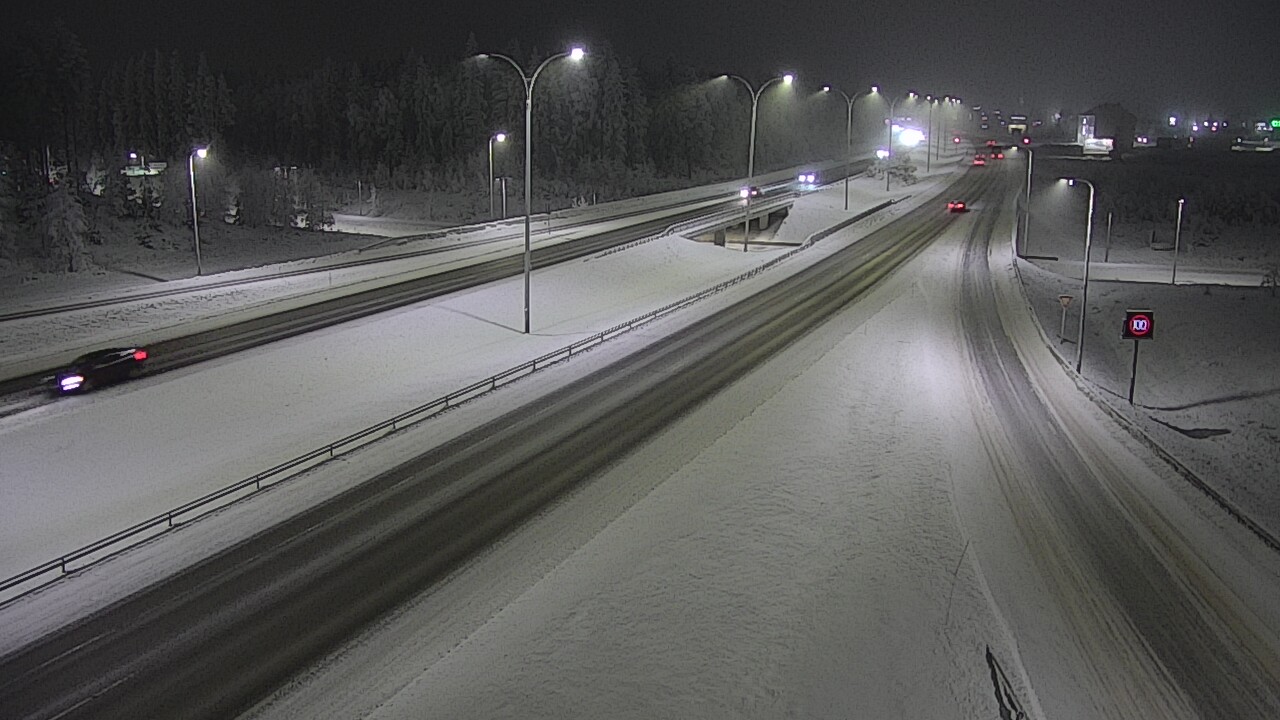 Weather Camera Image Väg 4 Kempele, Zatelliitti, Oulu, Pohjois-Pohjanmaa