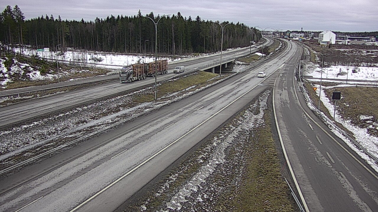 Weather Camera Image Väg 4 Kempele, Zatelliitti, Oulu, Pohjois-Pohjanmaa