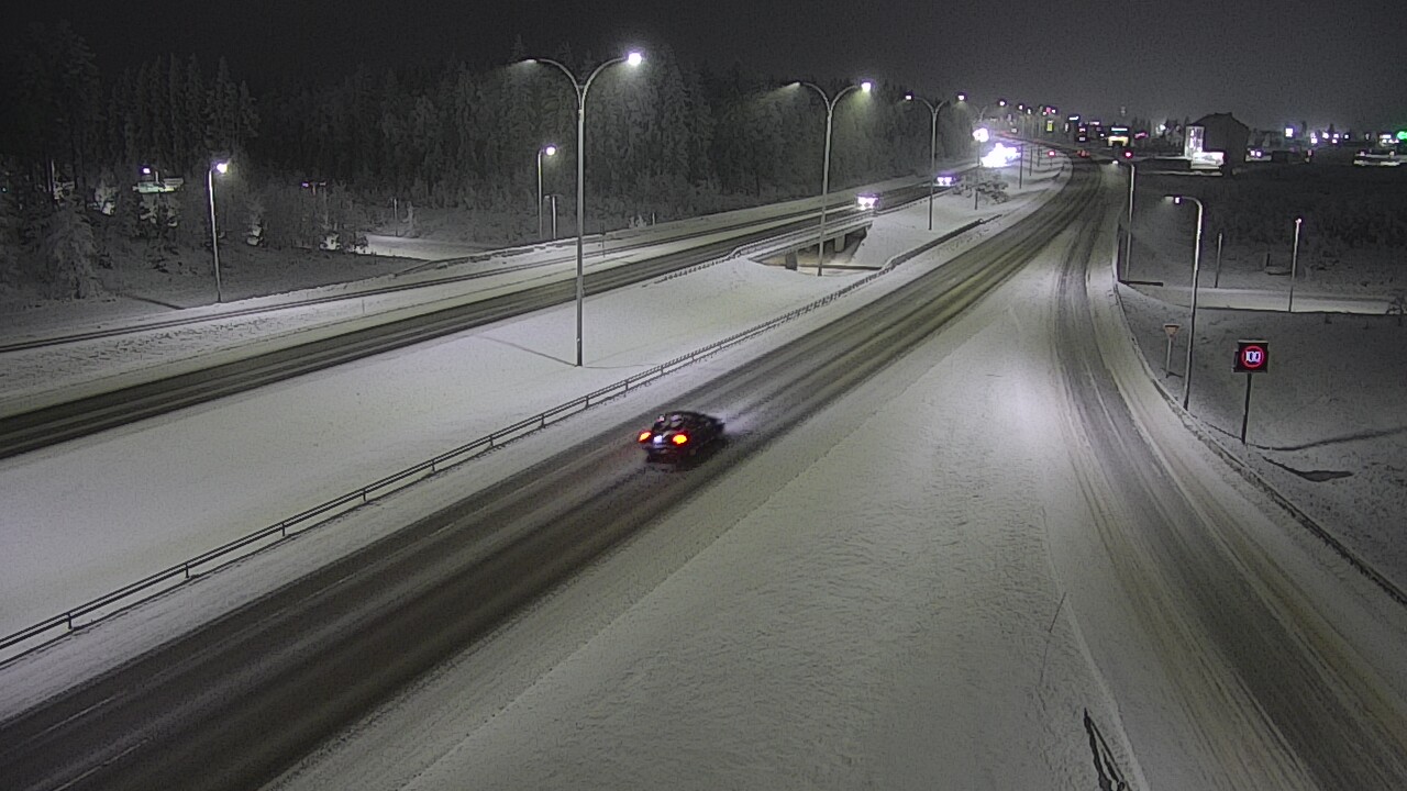 Weather Camera Image Väg 4 Kempele, Zatelliitti, Oulu, Pohjois-Pohjanmaa