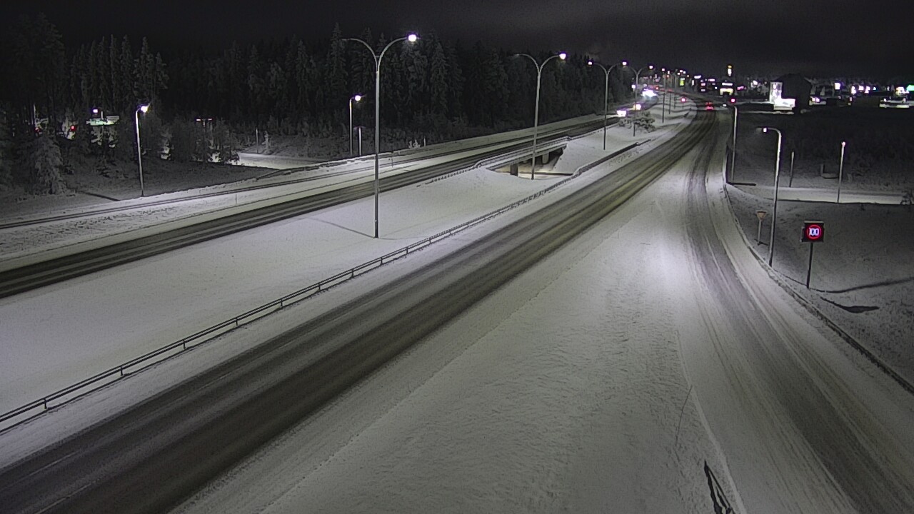 Weather Camera Image Väg 4 Kempele, Zatelliitti, Oulu, Pohjois-Pohjanmaa