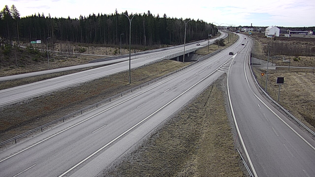 Weather Camera Image Väg 4 Kempele, Zatelliitti, Oulu, Pohjois-Pohjanmaa