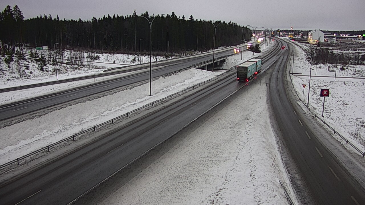 Weather Camera Image Väg 4 Kempele, Zatelliitti, Oulu, Pohjois-Pohjanmaa