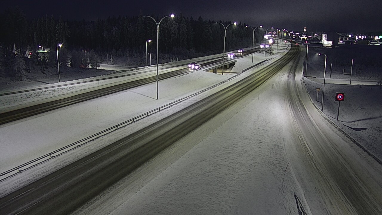 Weather Camera Image Väg 4 Kempele, Zatelliitti, Oulu, Pohjois-Pohjanmaa
