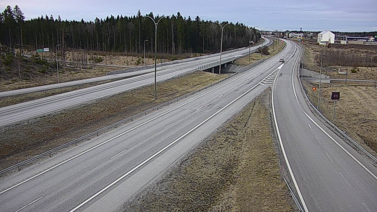 Kelikamerat Kuva Tie 4 Kempele, Zatelliitti, Oulu, Pohjois-Pohjanmaa