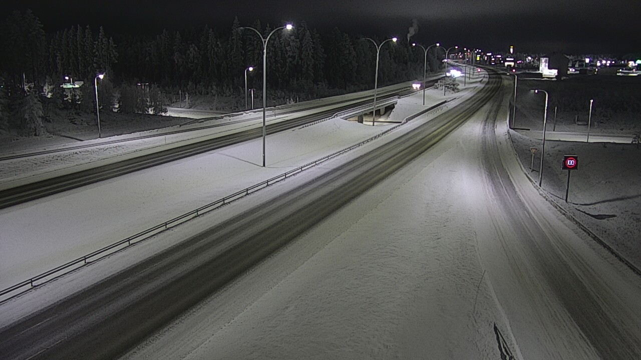 Weather Camera Image Väg 4 Kempele, Zatelliitti, Oulu, Pohjois-Pohjanmaa