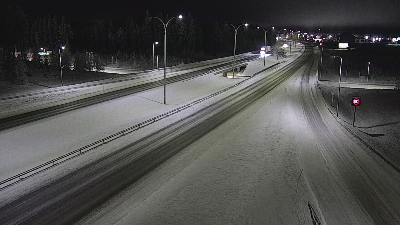 Weather Camera Image Väg 4 Kempele, Zatelliitti, Oulu, Pohjois-Pohjanmaa