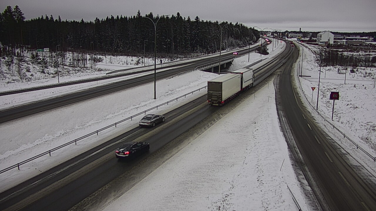 Kelikamerat Kuva Tie 4 Kempele, Zatelliitti, Oulu, Pohjois-Pohjanmaa