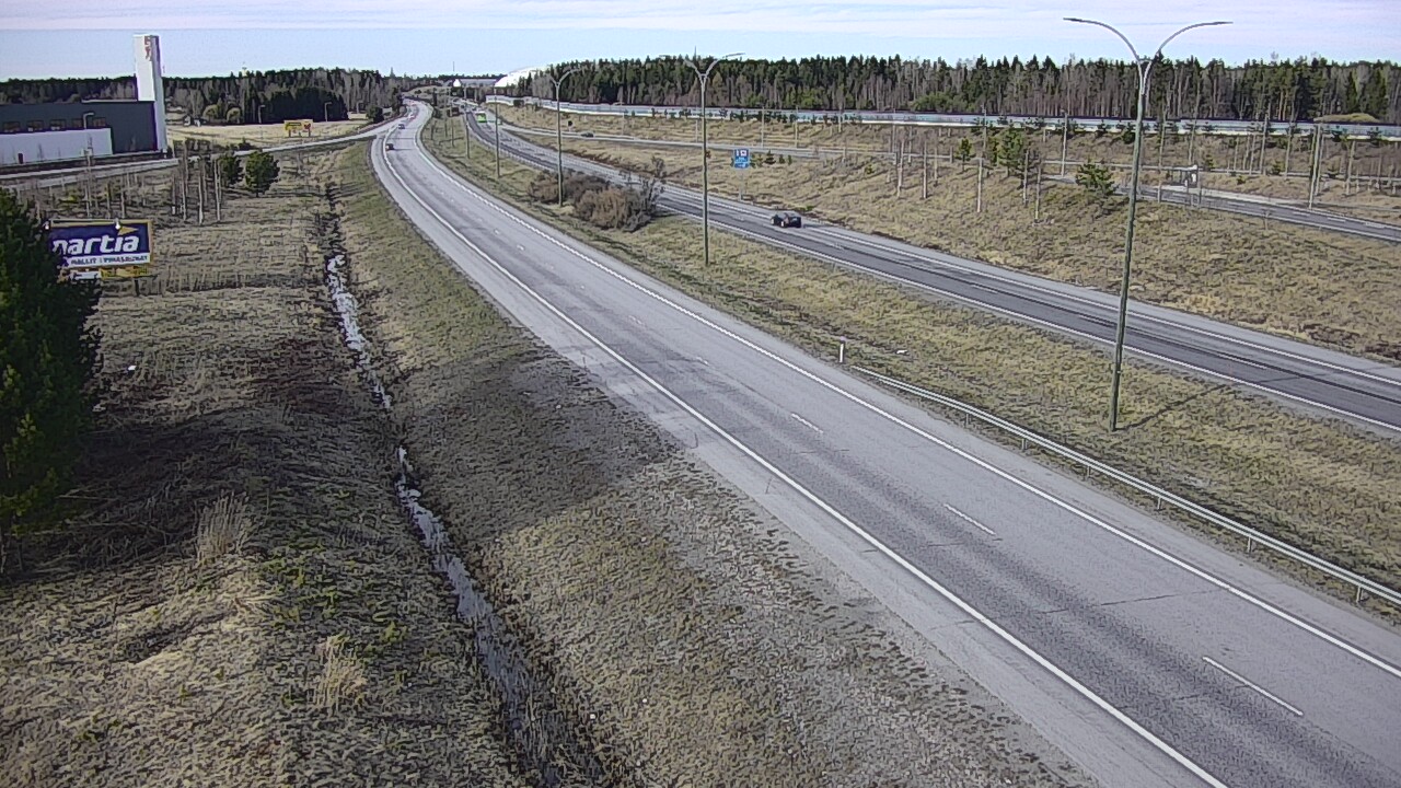 Weather Camera Image Väg 4 Kempele, Zatelliitti, Oulu, Pohjois-Pohjanmaa