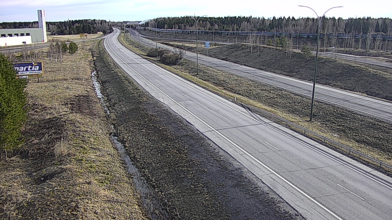 Weather Camera Image Väg 4 Kempele, Zatelliitti, Oulu, Pohjois-Pohjanmaa