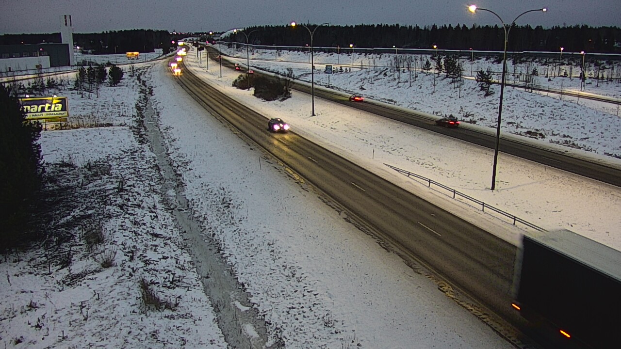 Kelikamerat Kuva Tie 4 Kempele, Zatelliitti, Oulu, Pohjois-Pohjanmaa