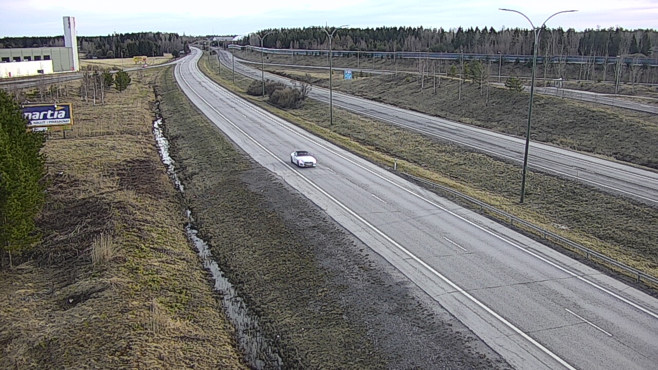 Weather Camera Image Väg 4 Kempele, Zatelliitti, Oulu, Pohjois-Pohjanmaa