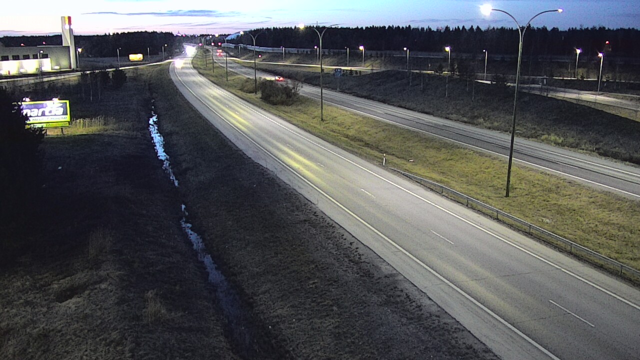 Weather Camera Image Väg 4 Kempele, Zatelliitti, Oulu, Pohjois-Pohjanmaa