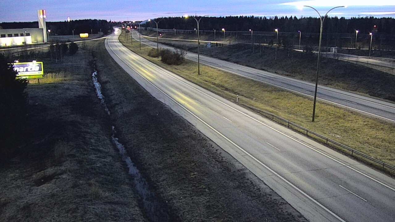 Weather Camera Image Väg 4 Kempele, Zatelliitti, Oulu, Pohjois-Pohjanmaa